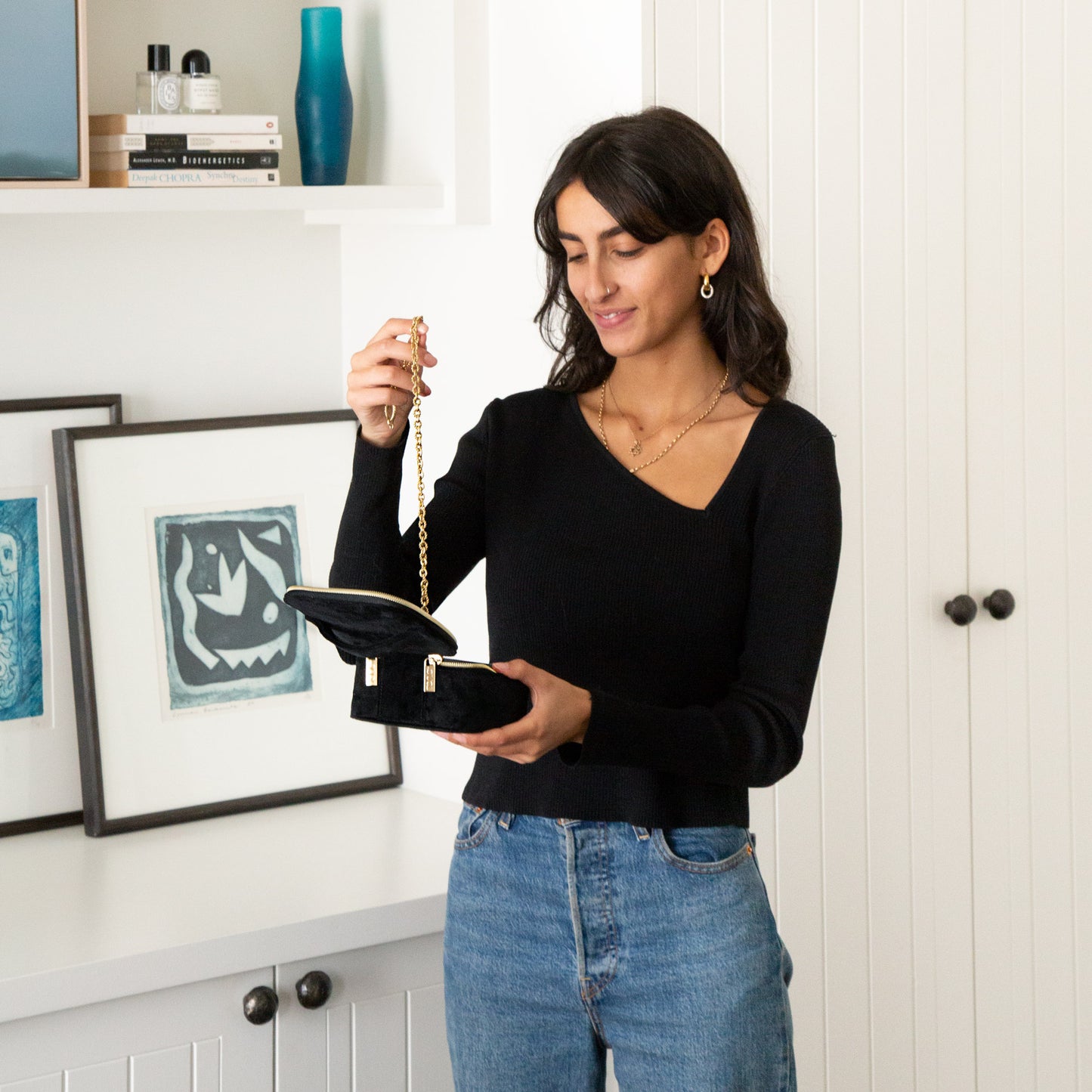 Luxe Velvet Jewellery Cube Black