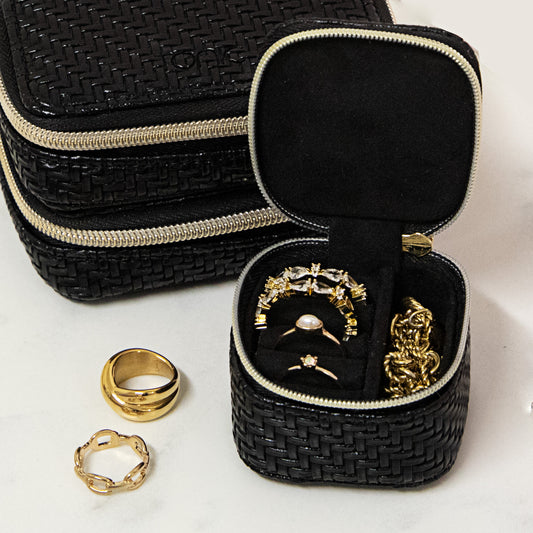 Herringbone Mini Cube Licorice