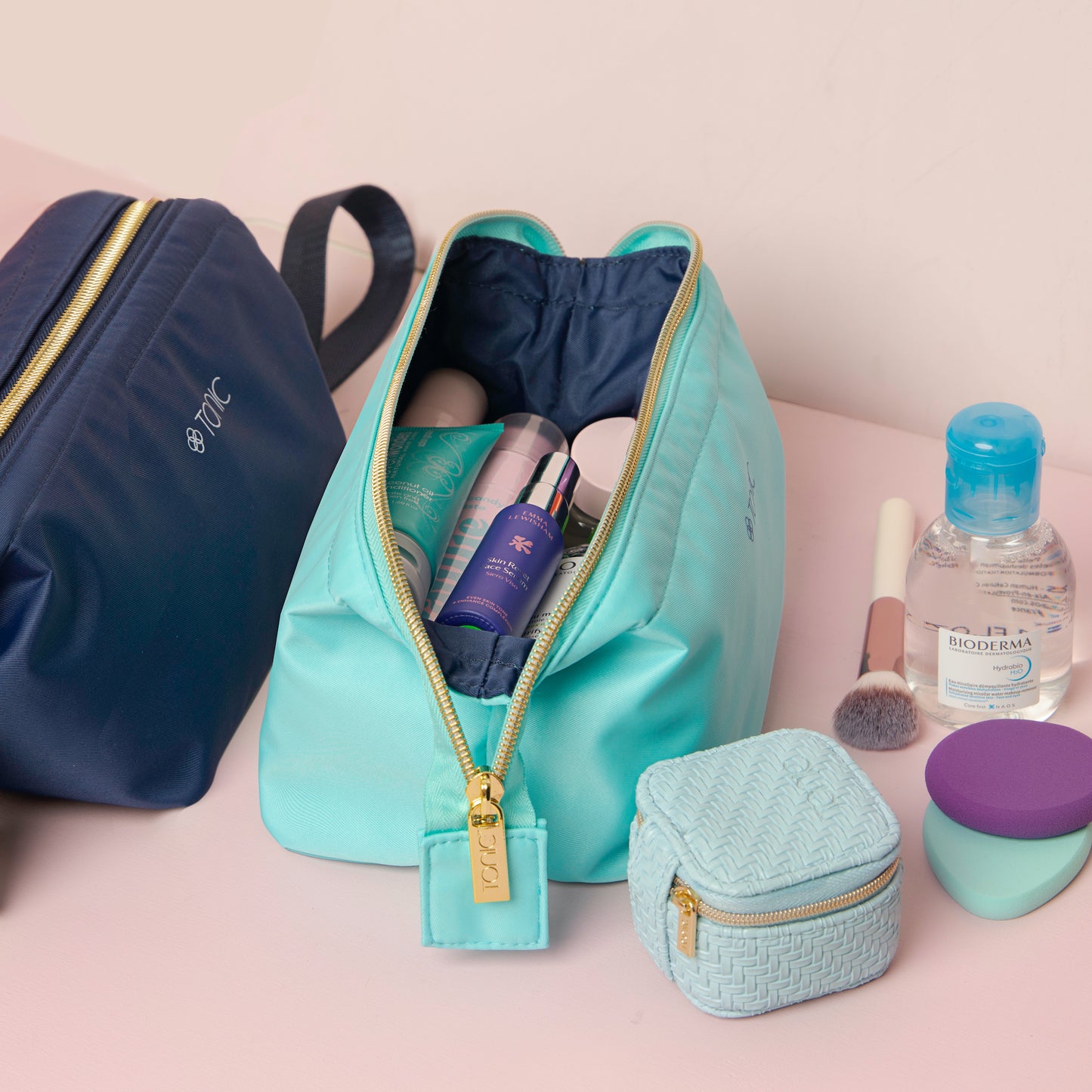 Splash Medium Makeup Bag Aqua