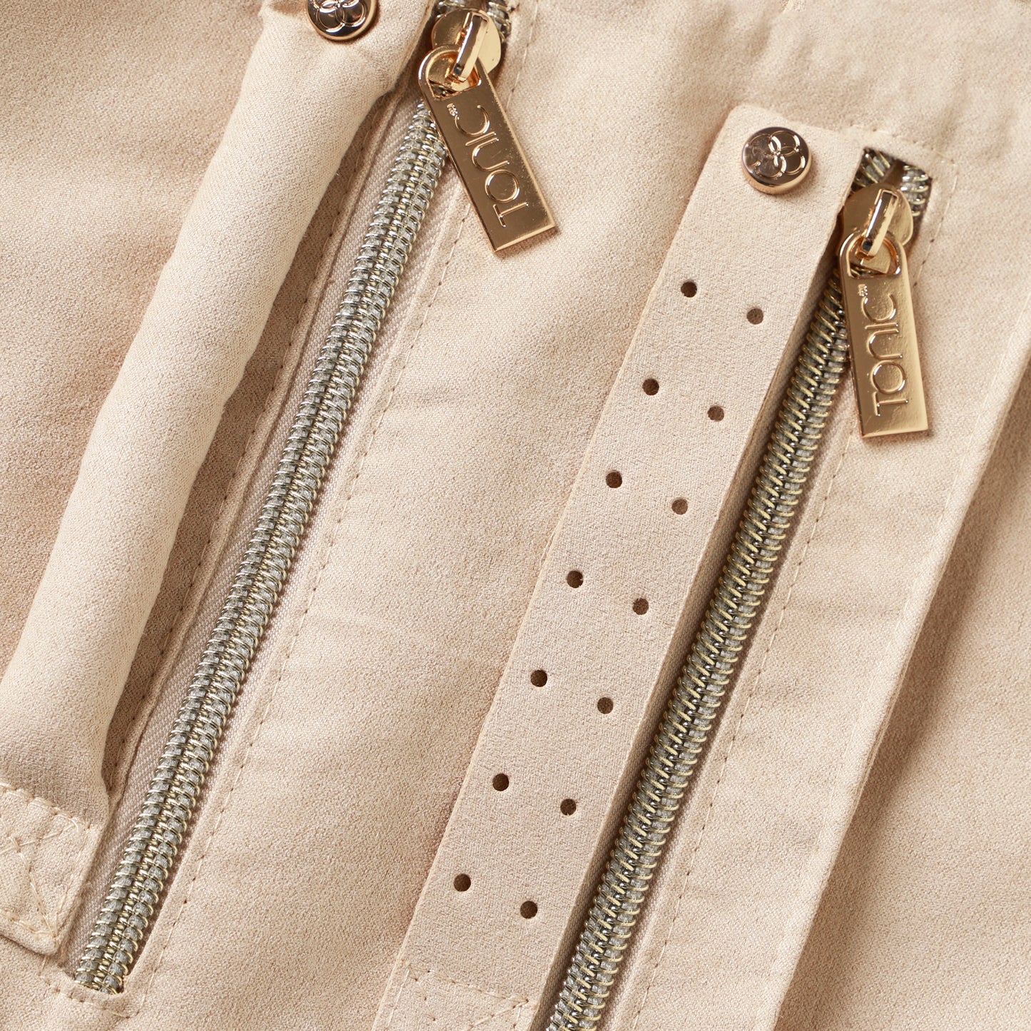Holiday Glow in Champagne - Jewellery Wrap